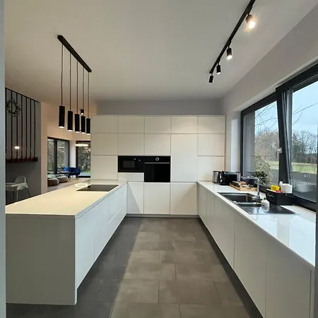 Enklawa - Nowoczesny Dom Nad Jeziorem, 6 Sypialni, Jacuzzi Villa