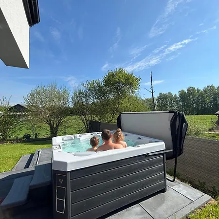 Enklawa - Nowoczesny Dom Nad Jeziorem, 6 Sypialni, Jacuzzi Villa Winiec